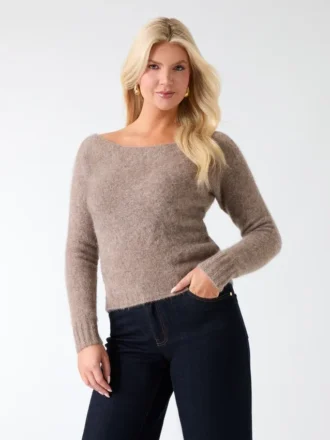 Agnes Pullover mit U-Boot-Ausschnitt