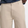 Chino-Hose mit weitem Bein Chino-Hose mit weitem Bein