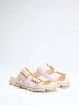 Fasten Raffia Sandalen