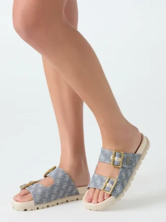 Fasten Raffia Sandalen