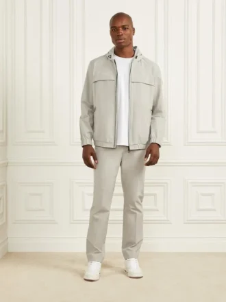 Formelle Funktionsjacke mit Kapuze