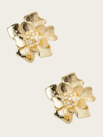 Goldfarbener Blumen-Ohrstecker