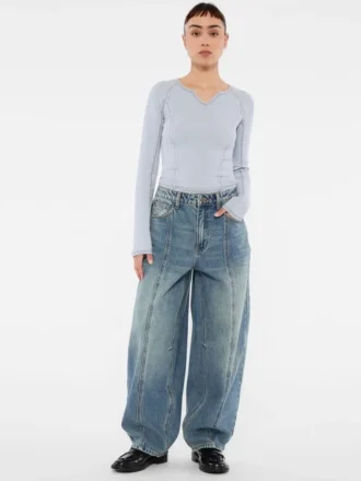 guess originals tapered baggy jeans 2 1 330x440 - Guess Originals Tapered Baggy Jeans