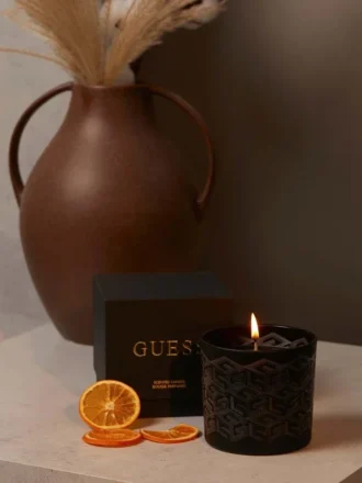 Lasergeschnittene G-Cube-Kerze