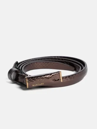 Minimalistischer Gürtel aus Lackleder