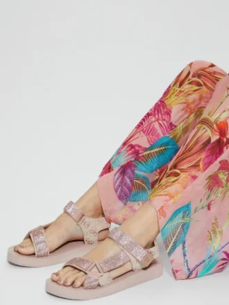 Nylaha Rhinestone Flatform Sandalen
