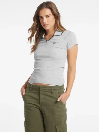 Schmal geschnittenes Polohemd mit gesticktem Logo