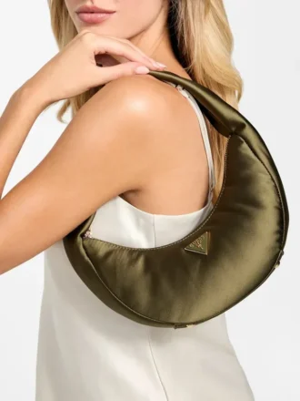 Sunetra Mini-Schultertasche aus Satin